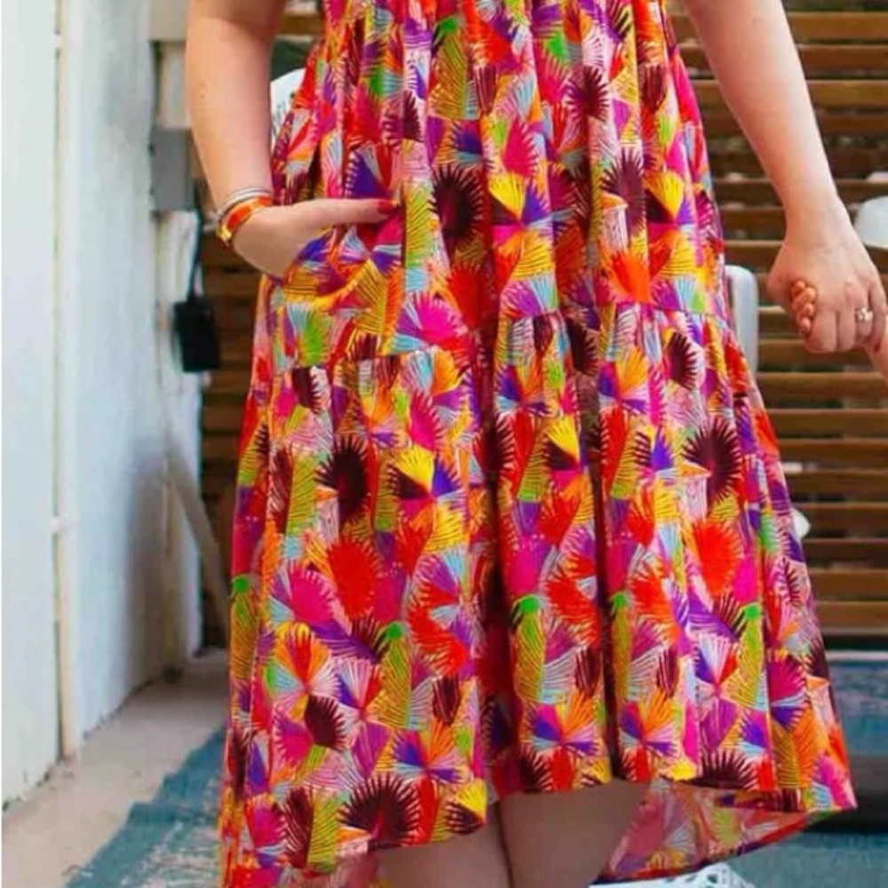 Vibrant Multicolor Patterned Dress - Picture 5 of 9